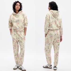 LoveShackFancy X Gap Joggers and Hoodie Sweatsuit Set Multi Floral NWT